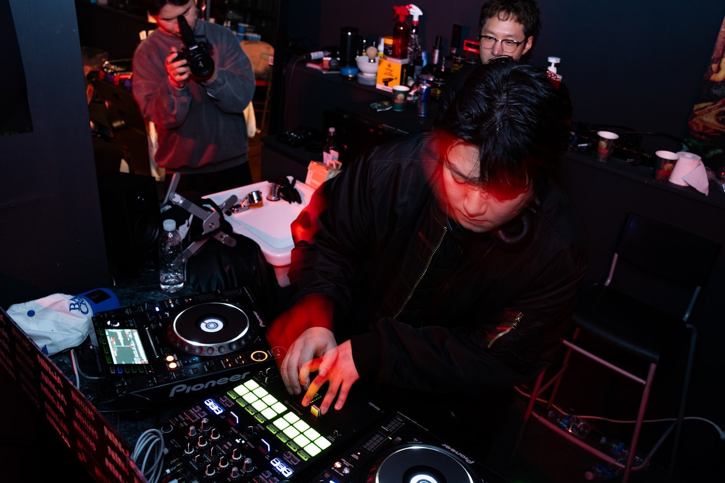 Efficient Booking Management for Modern DJs